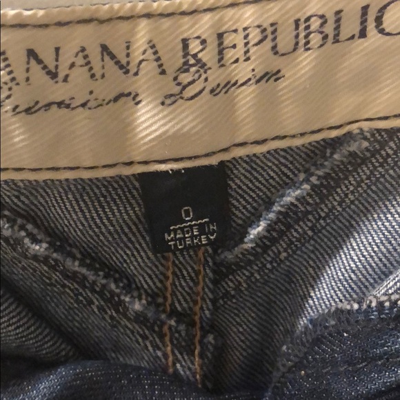 Mid length jean skirt - Picture 2 of 5